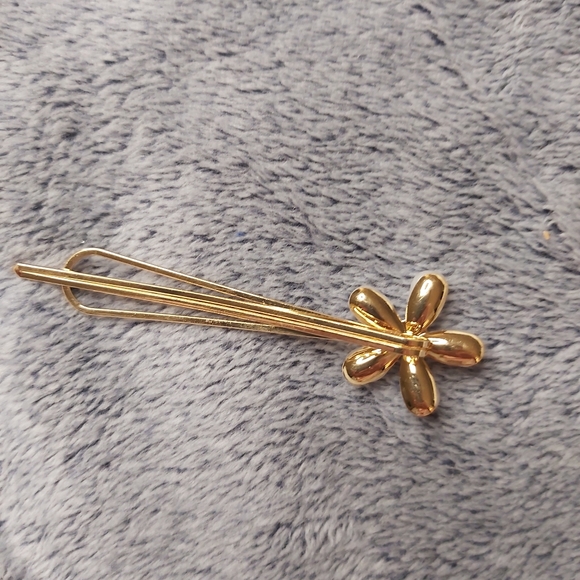 Hair accessories - Picture 3 of 5